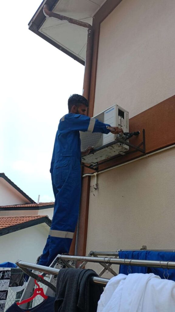 Air-Conditioning Cleaning-Repair-Service / indoor/ outdoor